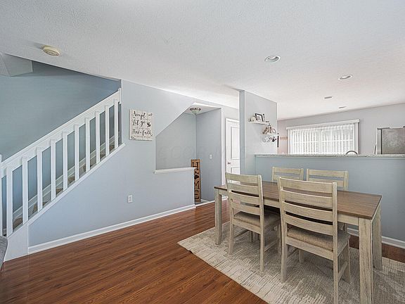 3rd image of 5176 Twin Falls Dr #12