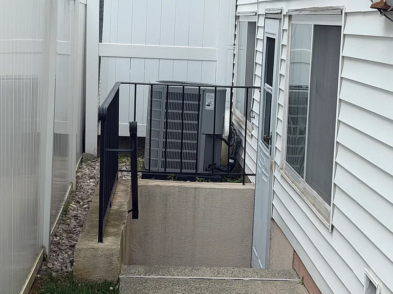 109 Hecker St #2 — Photo 2