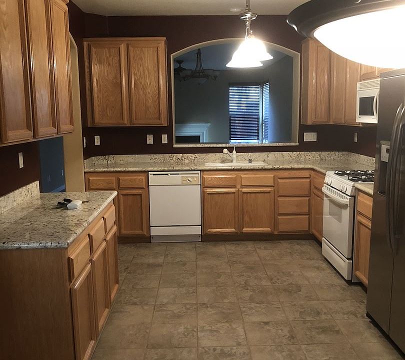 2nd image of 1862 Ravenna Way