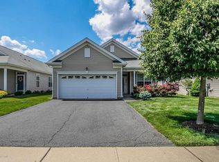 11 Prusakowski Blvd, Parlin, NJ 08859