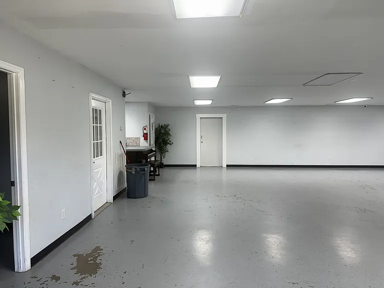 1620 Ardmore Hwy — Photo 5