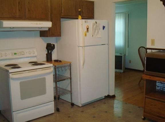 5th image of 2105 Shallowford Dr