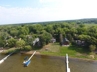 7323 N Shore Trl N, Forest Lake, MN 55025