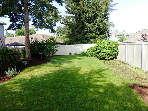 3rd image of 9316 Eld Ct NE