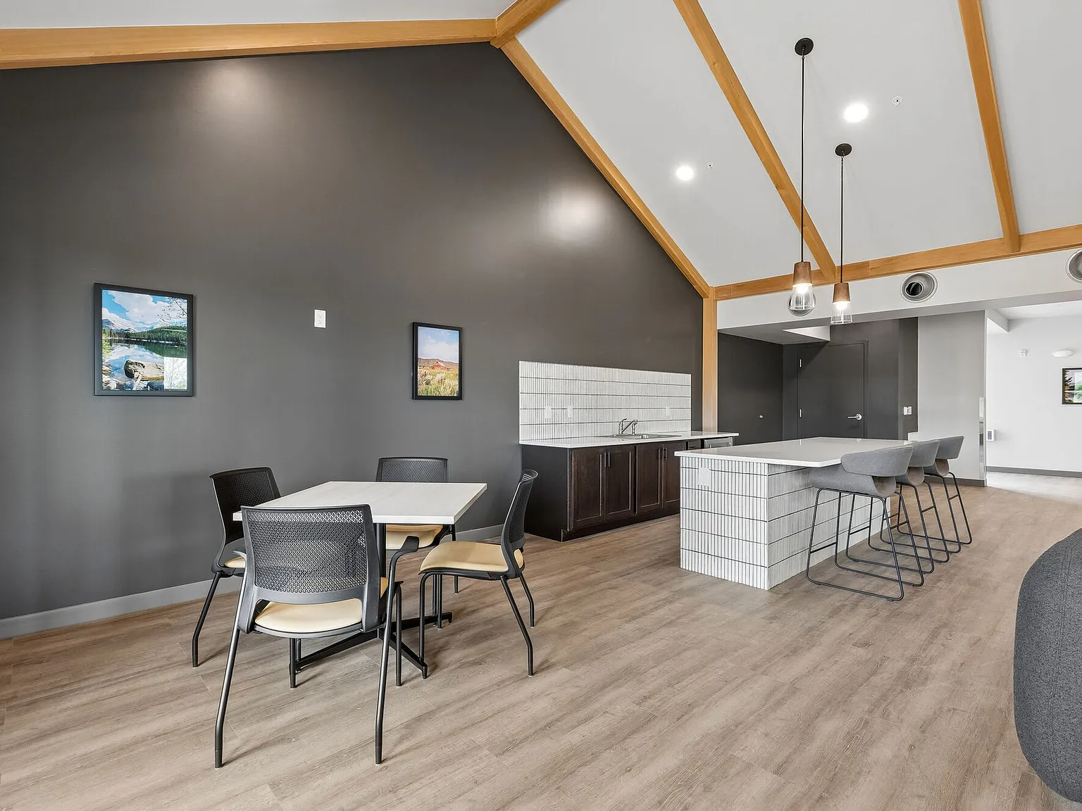 The Raven Townhome — Photo 2