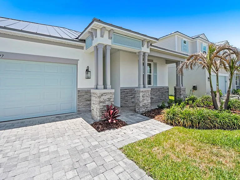 27 Gulfstream Way — Photo 24