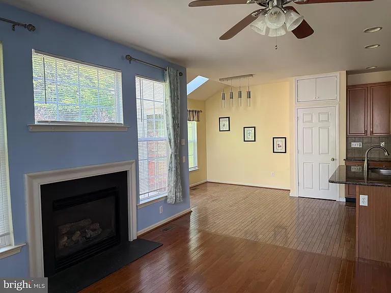 116 Fringetree Dr — Photo 5