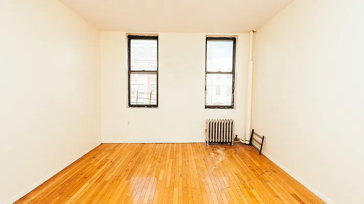 Rented by Nooklyn NYC LLC | media 6