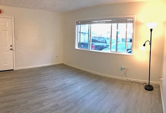 4th image of 4033 Van Dyke Ave Unit A