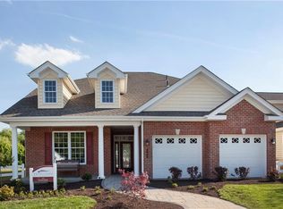 108 Gateway Dr, Pittsburgh, PA 15237