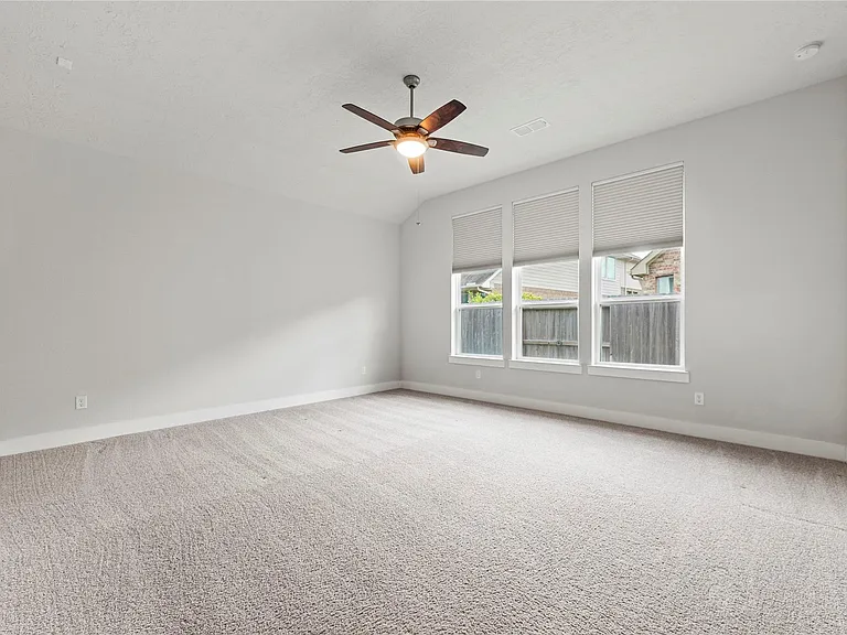 1707 McCrae Hill Ct — Photo 16