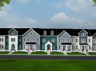 9667 Grant Ave, Manassas, VA 20110