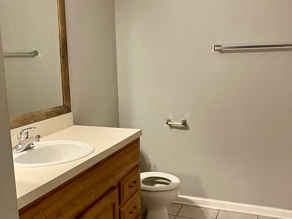 3rd image of 5150 Playpen Dr #5-10