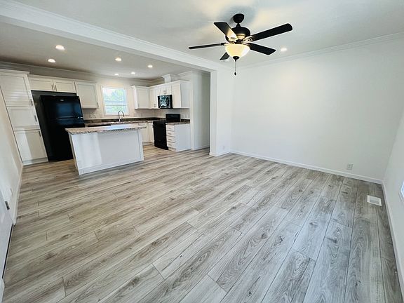 2nd image of 25 Penview Dr #Pe25