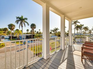 16896 Windcrest Dr, Fort Myers, FL 33908