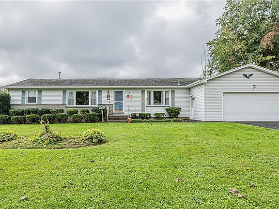 2nd image of 17 Kencrest Cir