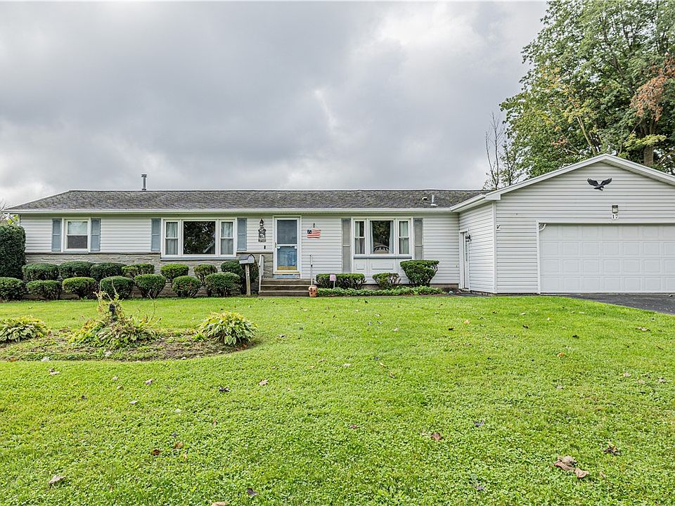 1st image of 17 Kencrest Dr