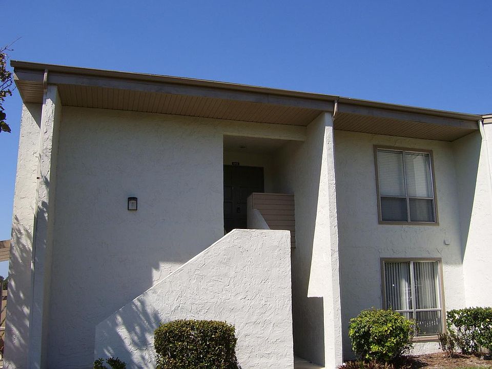 1st image of 644 Windrush Bay Dr