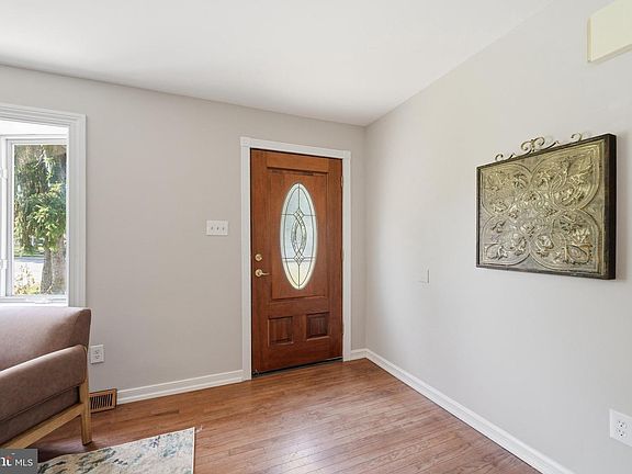 3rd image of 7246 Pommel Dr
