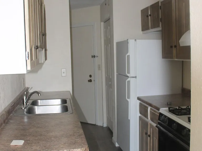 1701 5th St SW #303 — Photo 3
