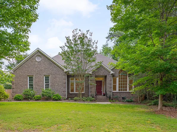 2312 Shallowford Ln, Chapel Hill, NC 27517