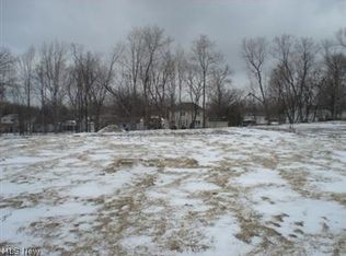 Ridge Rd, Wickliffe, OH 44092