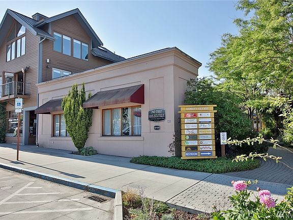 2nd image of 221 2nd St #1&2