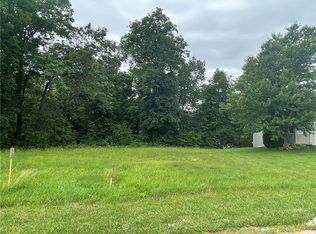 425 Beyers Lake Est, Pana, IL 62557
