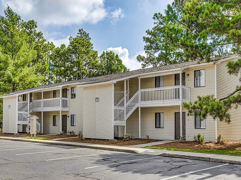 Patriot Point Apartment Homes — Photo 14