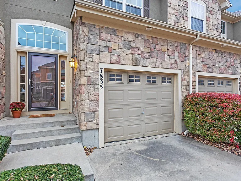 7835 W 158th Ct — Photo 2