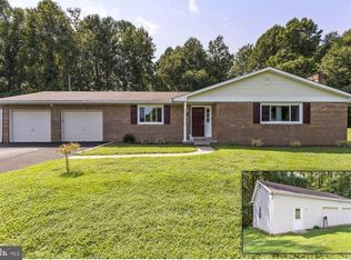 5660 Warren Dr, Huntingtown, MD 20639