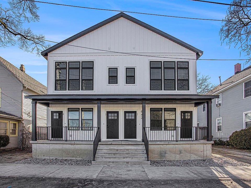 1st image of 640 6th St NW #3B-1Ba-1050Sqft