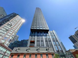 8 Wellesley St W #5602, Toronto, ON M4Y 1E7
