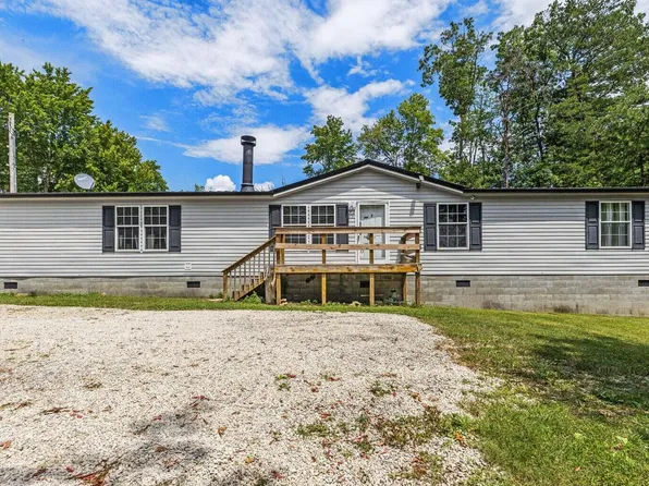 4743 Shoemaker Rdg, Zoe, KY 41397