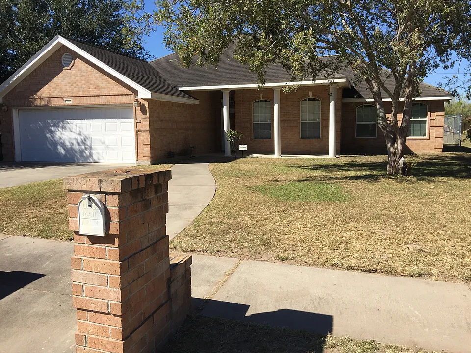 1724 Christian Ct