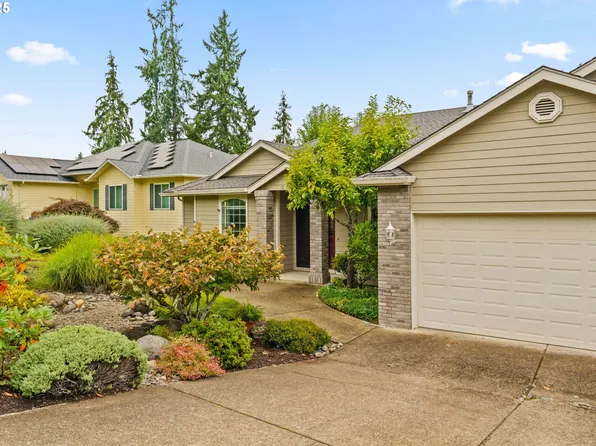 610 Holly Ave, Cottage Grove, OR 97424