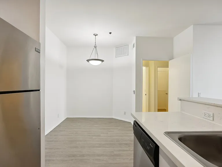 1 Bedroom 1 Bathroom