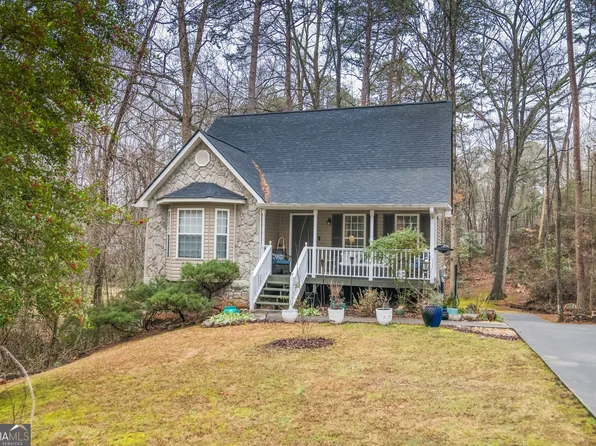 243 Hillcrest Dr, Commerce, GA 30529