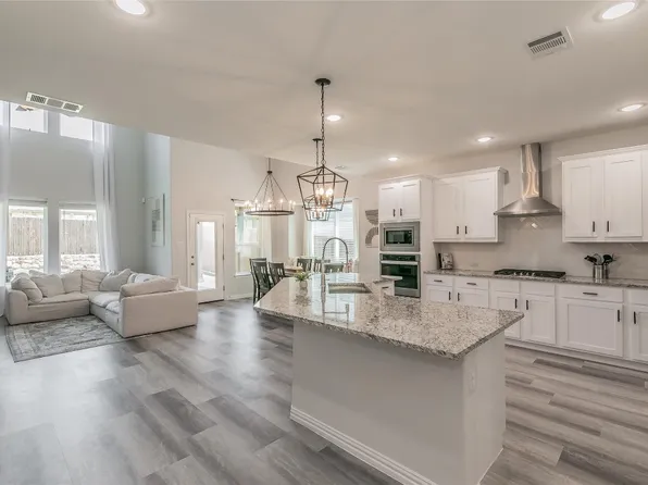 1616 Pegasus Dr, Forney, TX 75126