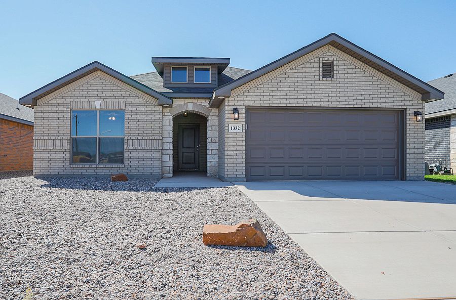 1st image of 1332 Yellowrose Blvd