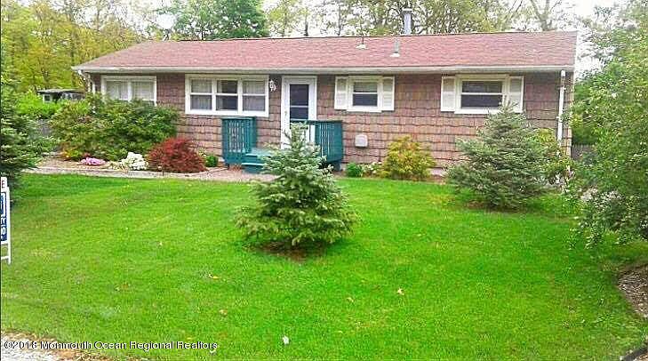 1st image of 571 Holly Village Ln