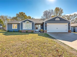 4 Tavistock Dr, Bella Vista, AR 72714
