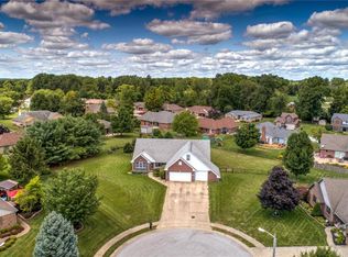 370 Concord Dr E, Danville, IN 46122