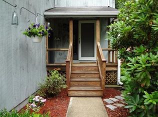 66 Stillwater Rd #B, South Deerfield, MA 01373