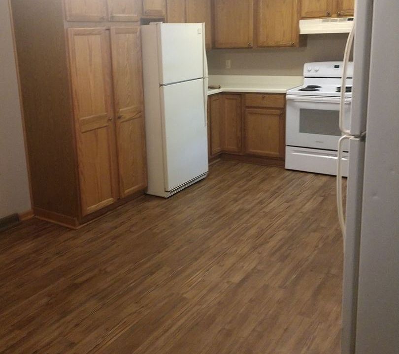 2nd image of 1733 Ranser Rd