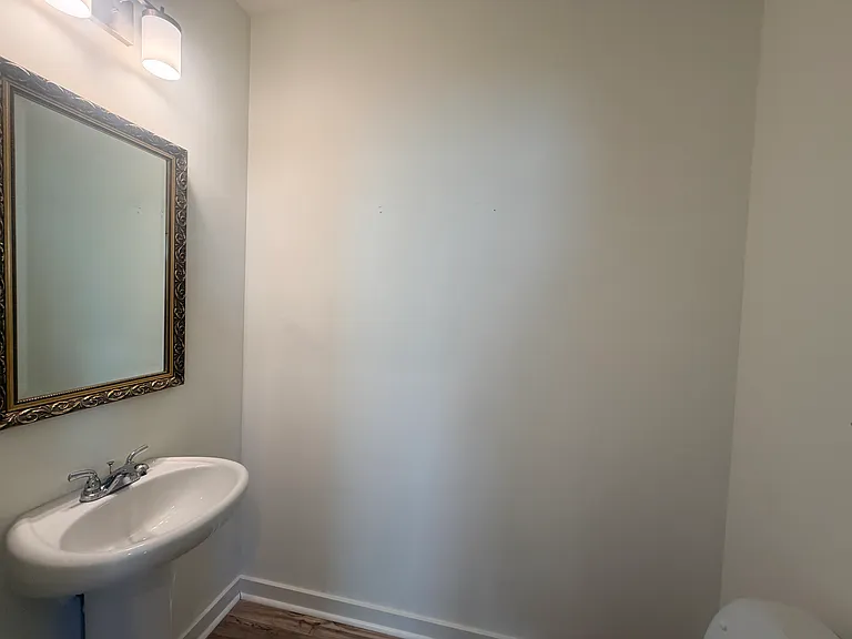 2323 Discovery Loop — Photo 6