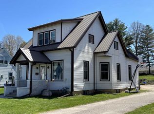 706 Mound St, Baraboo, WI 53913