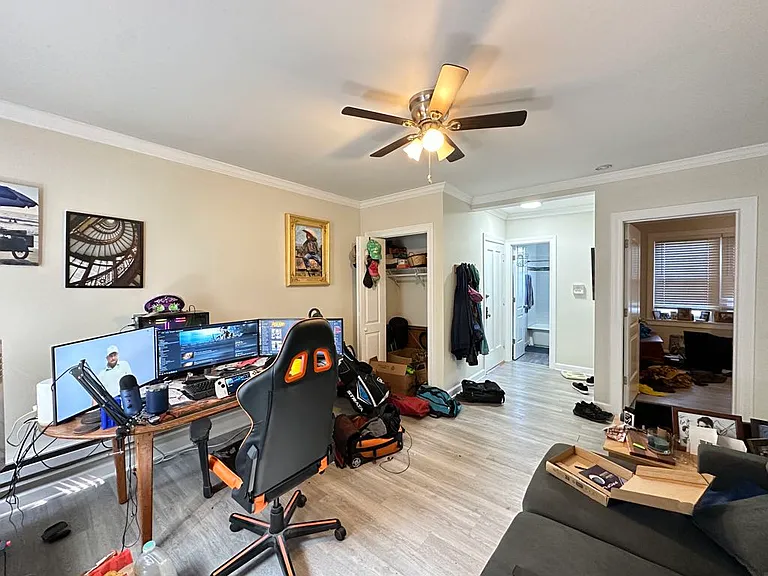 4222 N Clark St #2 — Photo 11