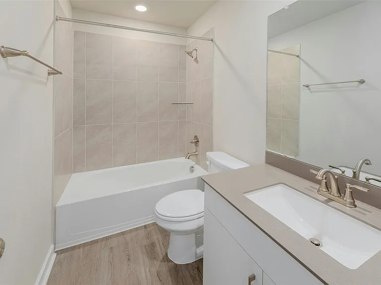 512 Clearlake Dr — Photo 28