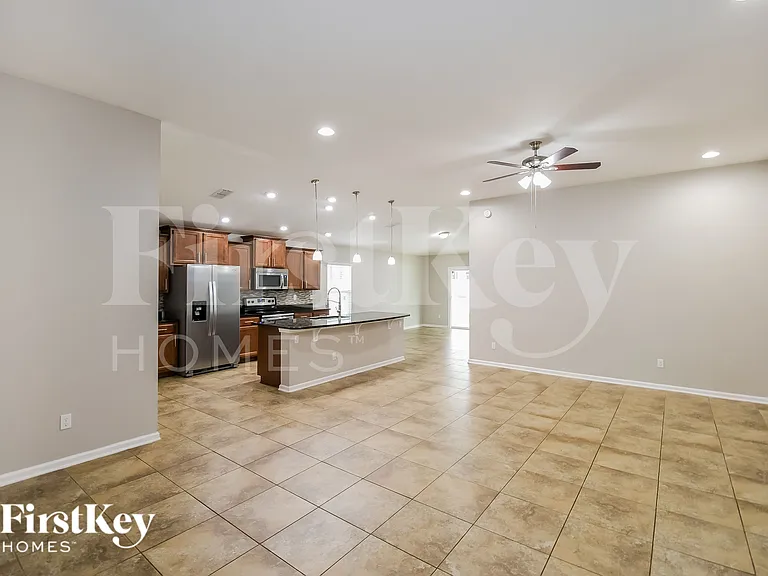 16126 Dowing Creek Dr — Photo 3